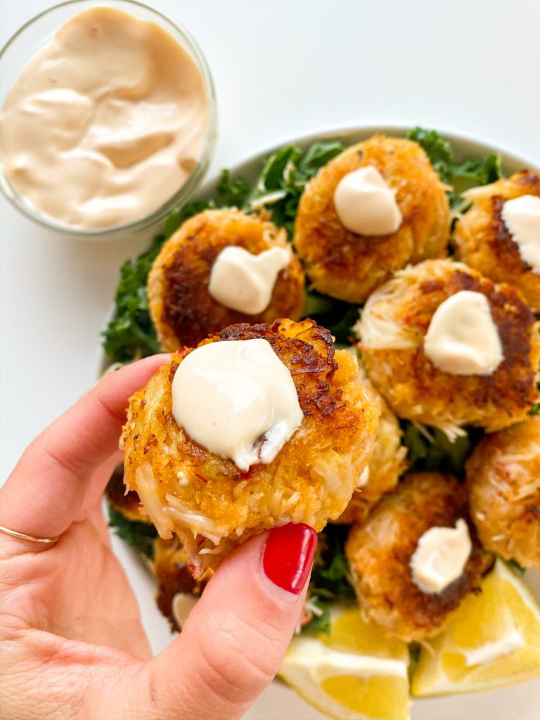 Alaska Snow Crab Cakes w/ Spicy Aioli - Sari Diskin Eat Well With Sari