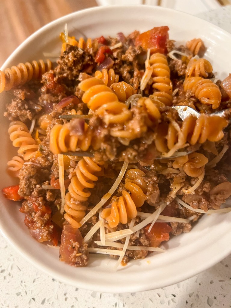 Spicy Meat Pasta Sauce - Sari Diskin